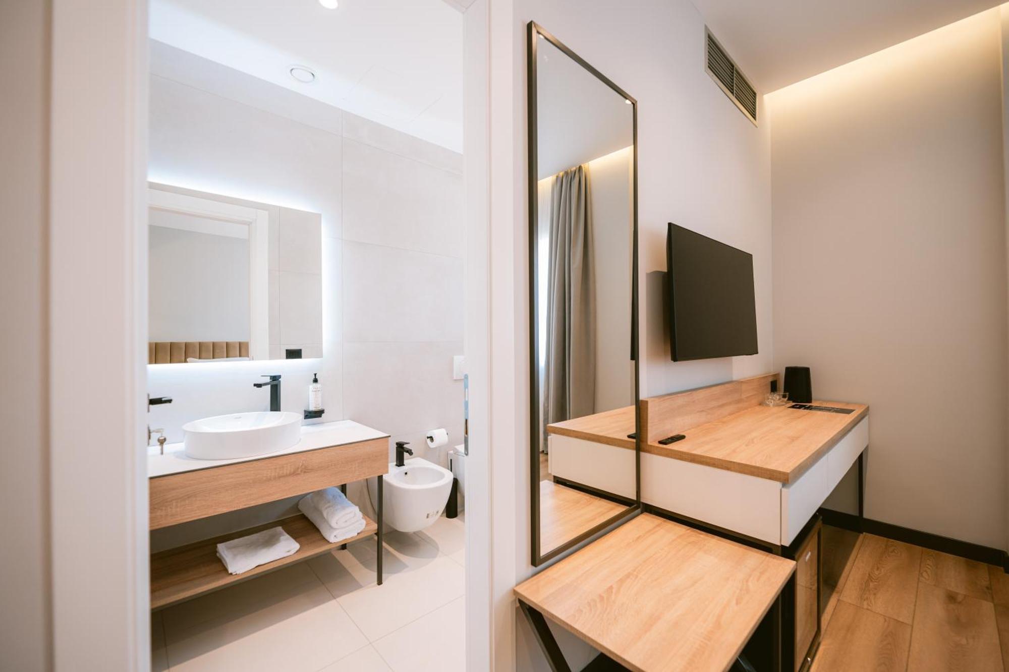 Tribute Hotel Shkodër Dış mekan fotoğraf