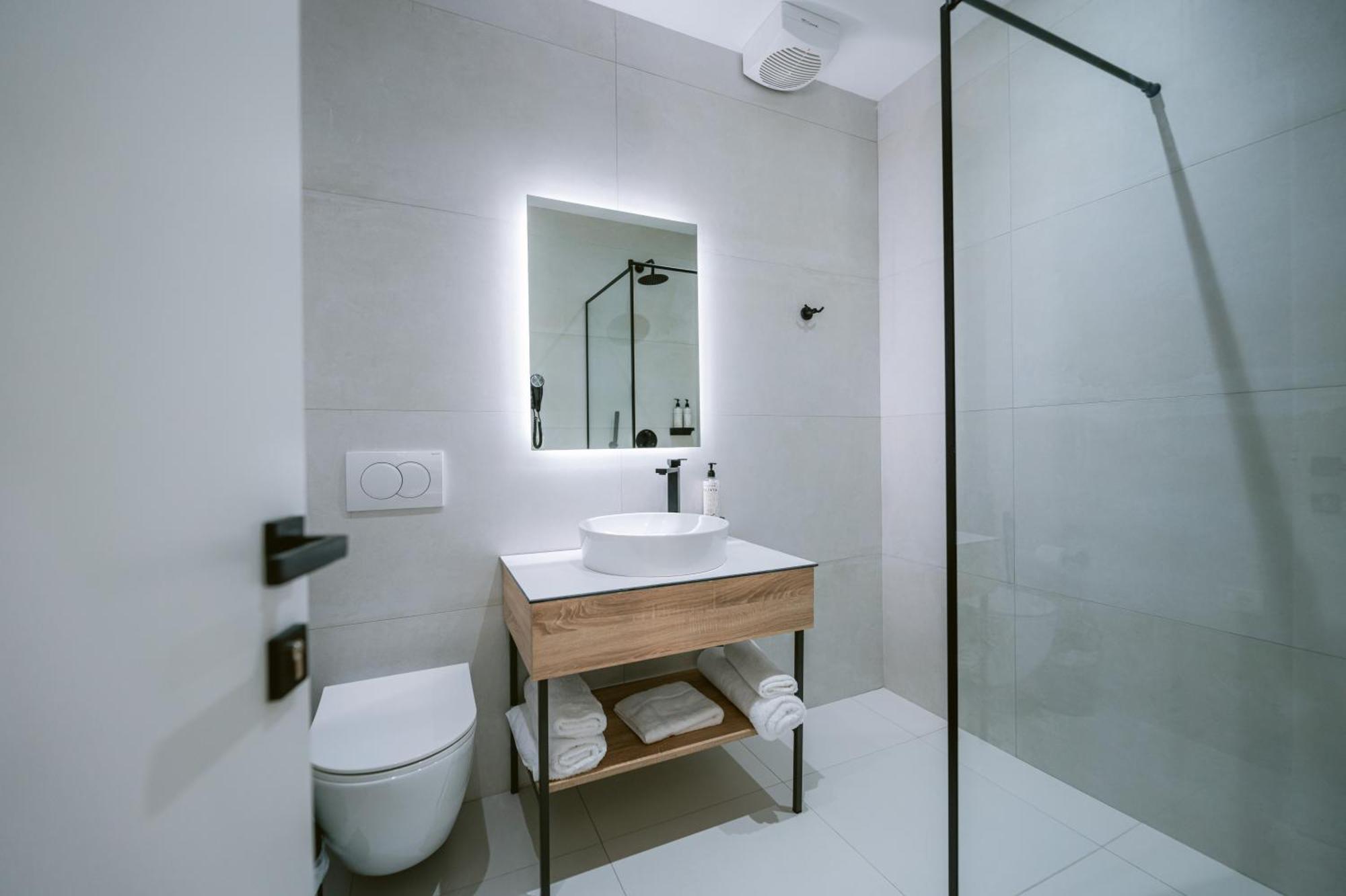 Tribute Hotel Shkodër Dış mekan fotoğraf