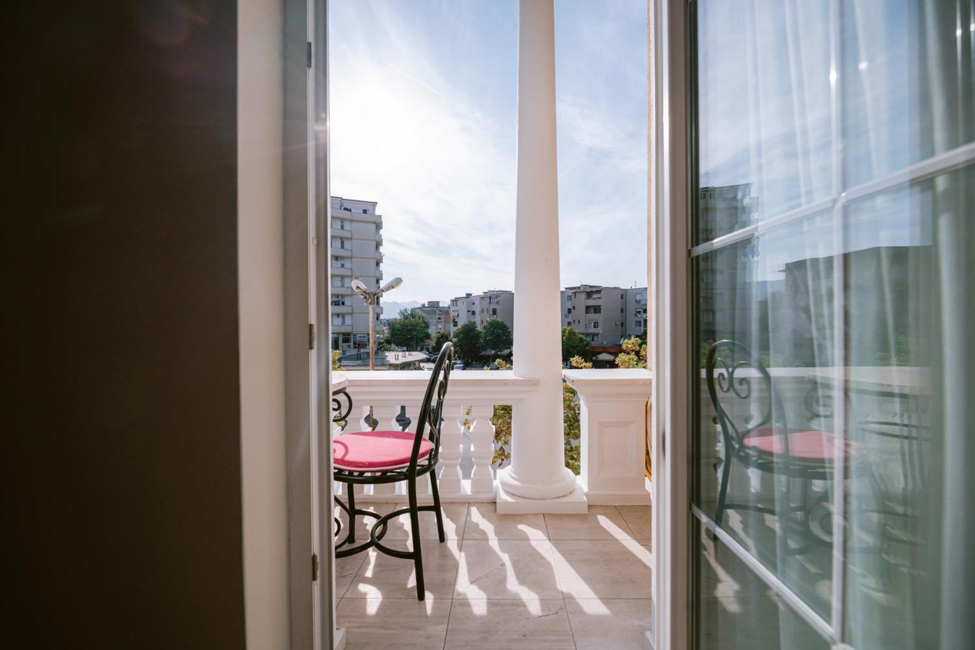 Tribute Hotel Shkodër Dış mekan fotoğraf